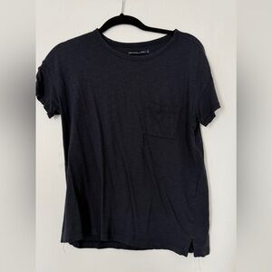 🩵 4 for $25 Abercrombie & Fitch Navy Crew Neck Tee